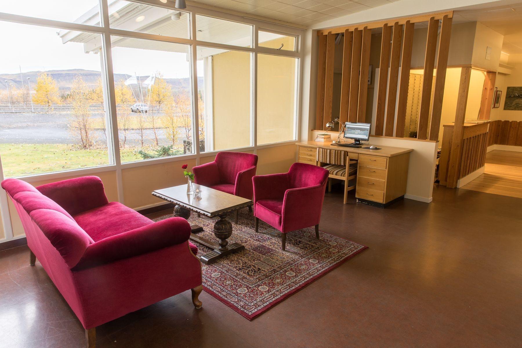 Hotel Bifroest Екстериор снимка