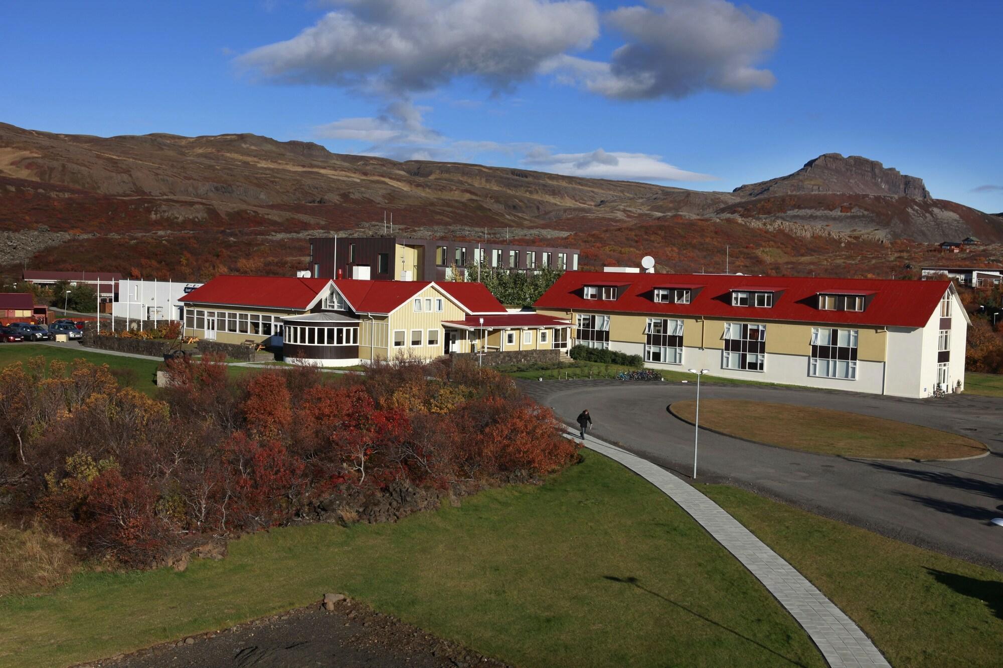Hotel Bifroest Екстериор снимка