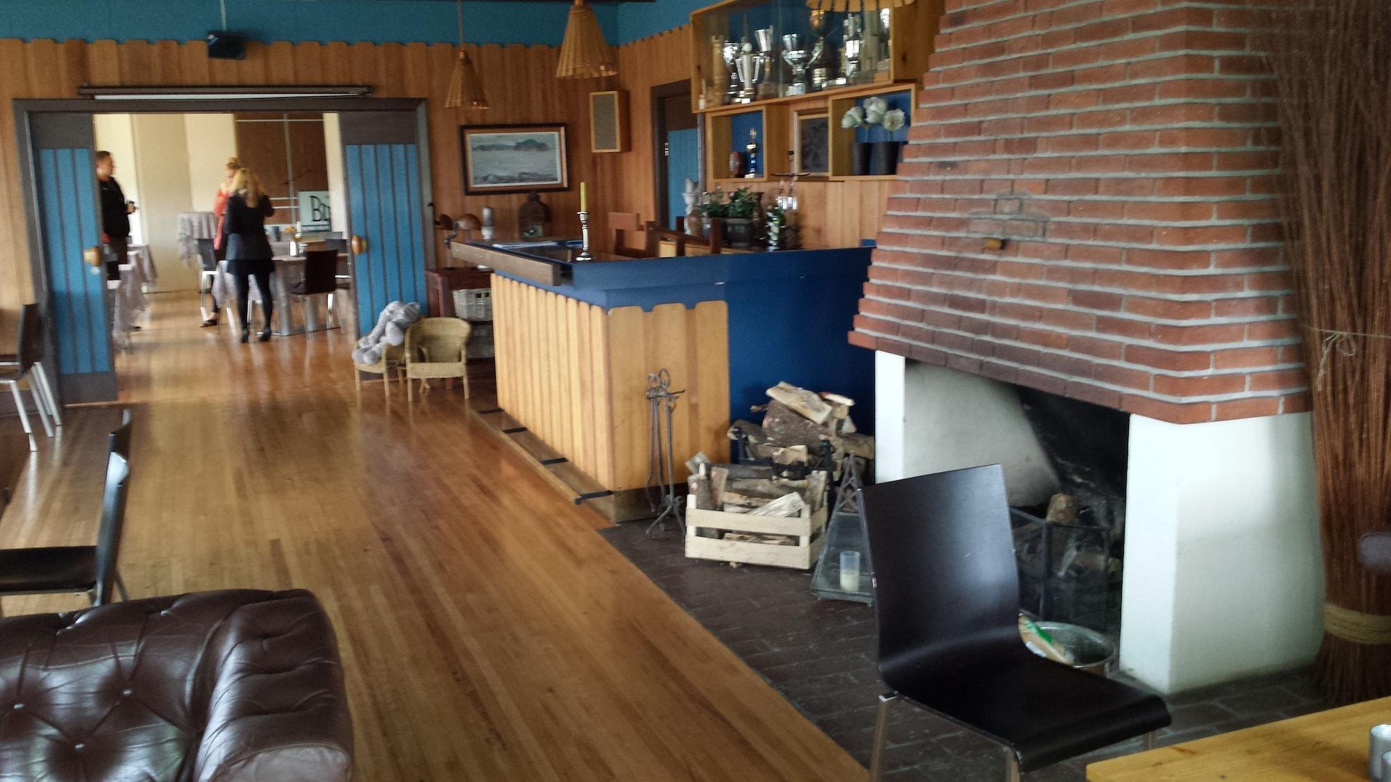 Hotel Bifroest Екстериор снимка